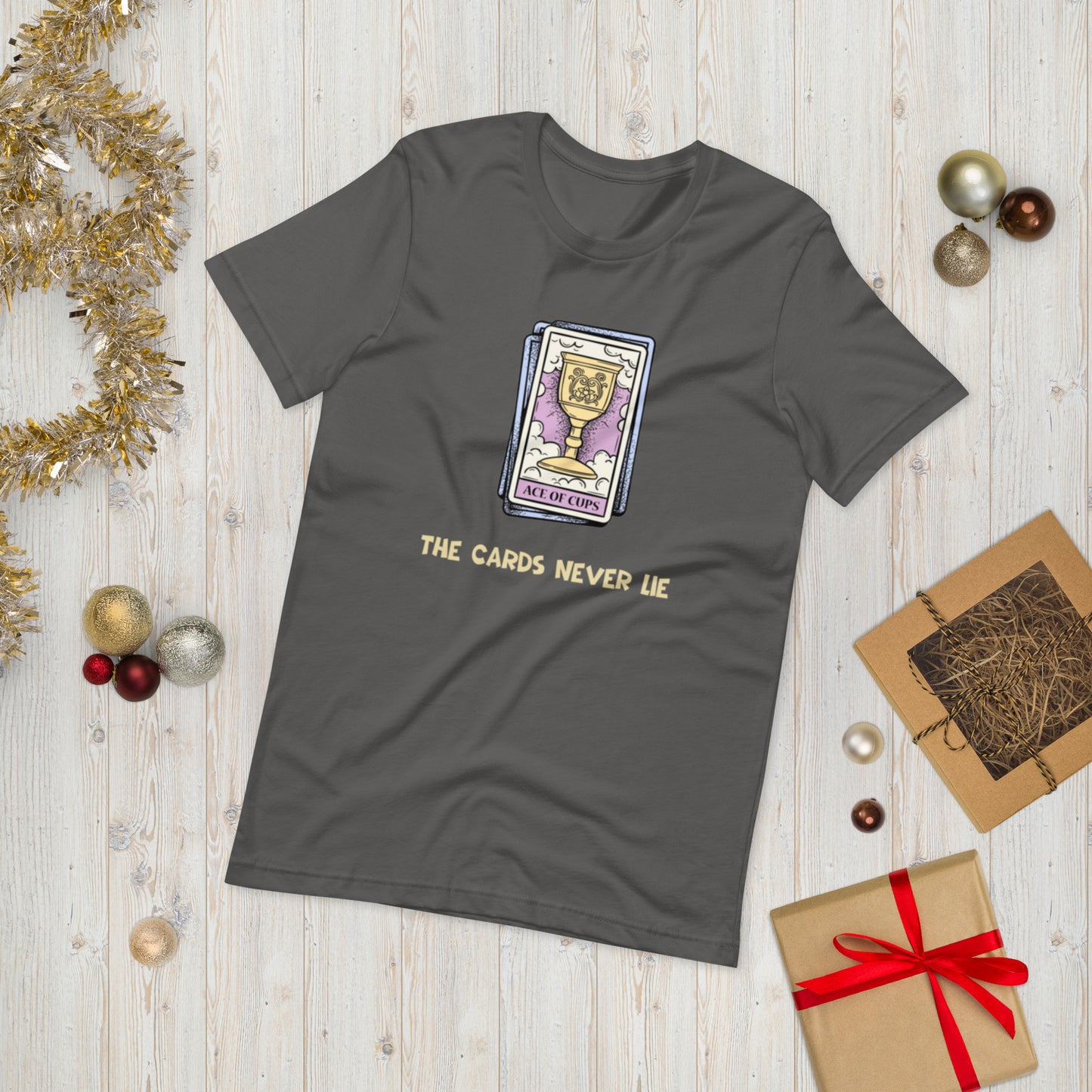 CARDS NEVER LIE ( UNISEX T-SHIRT - NAPOLITANO-CENTER )