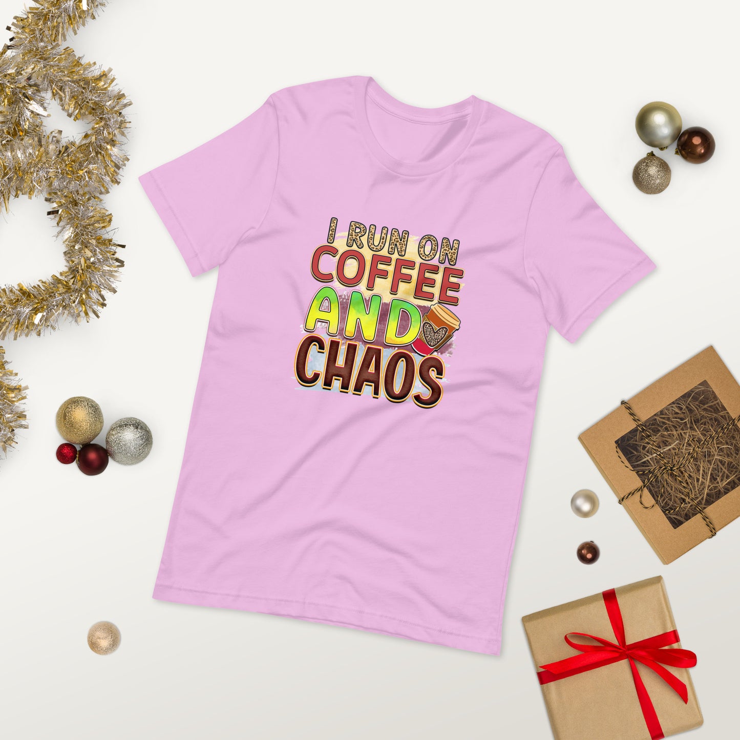 I run on coffee and chaos  ( Unisex T-shirt - Napolitano-center )